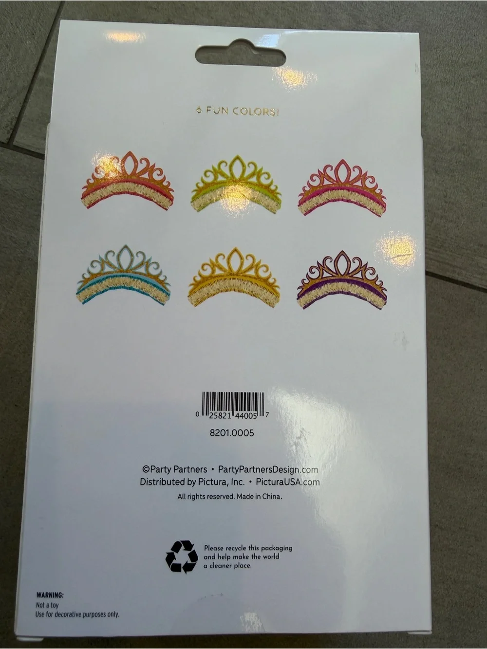 NWT 6 Glittery Tiaras in this fun Set - Multicolor for any occasion 🌈